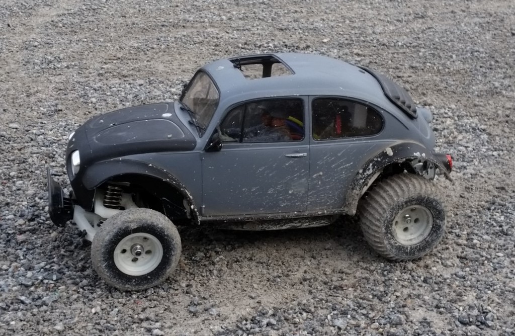 DT02 Sand Scorcher body mount+front arms+links to complete the look