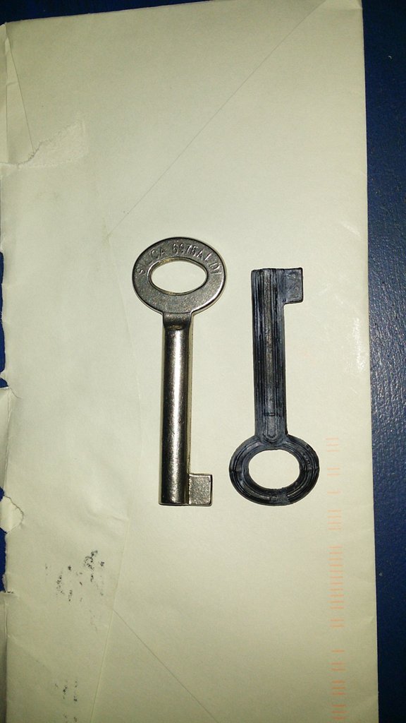 Key for road booms common in Sweden