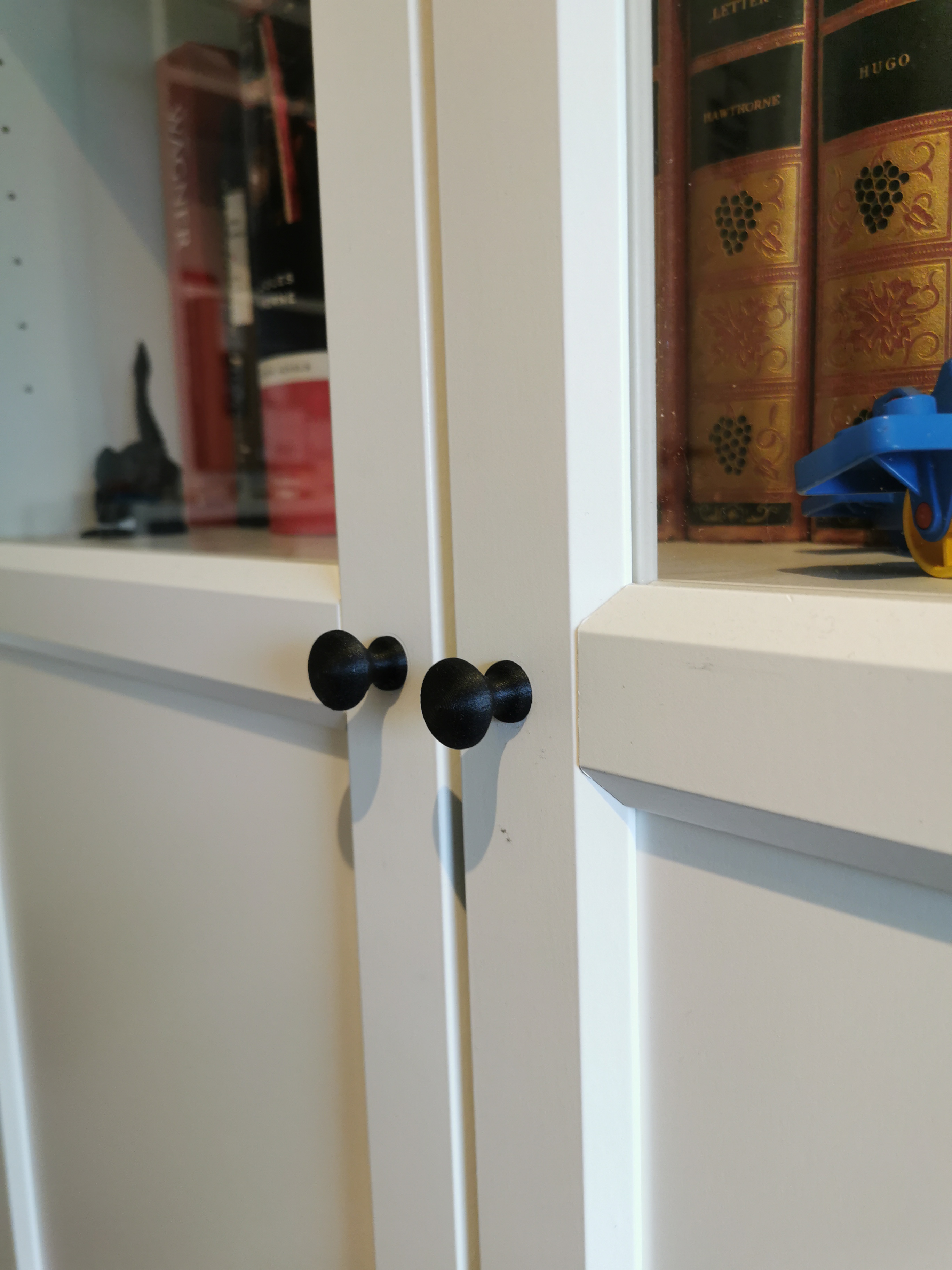 knobs for Bookcase doors Fits IKEA Billy by Elothan