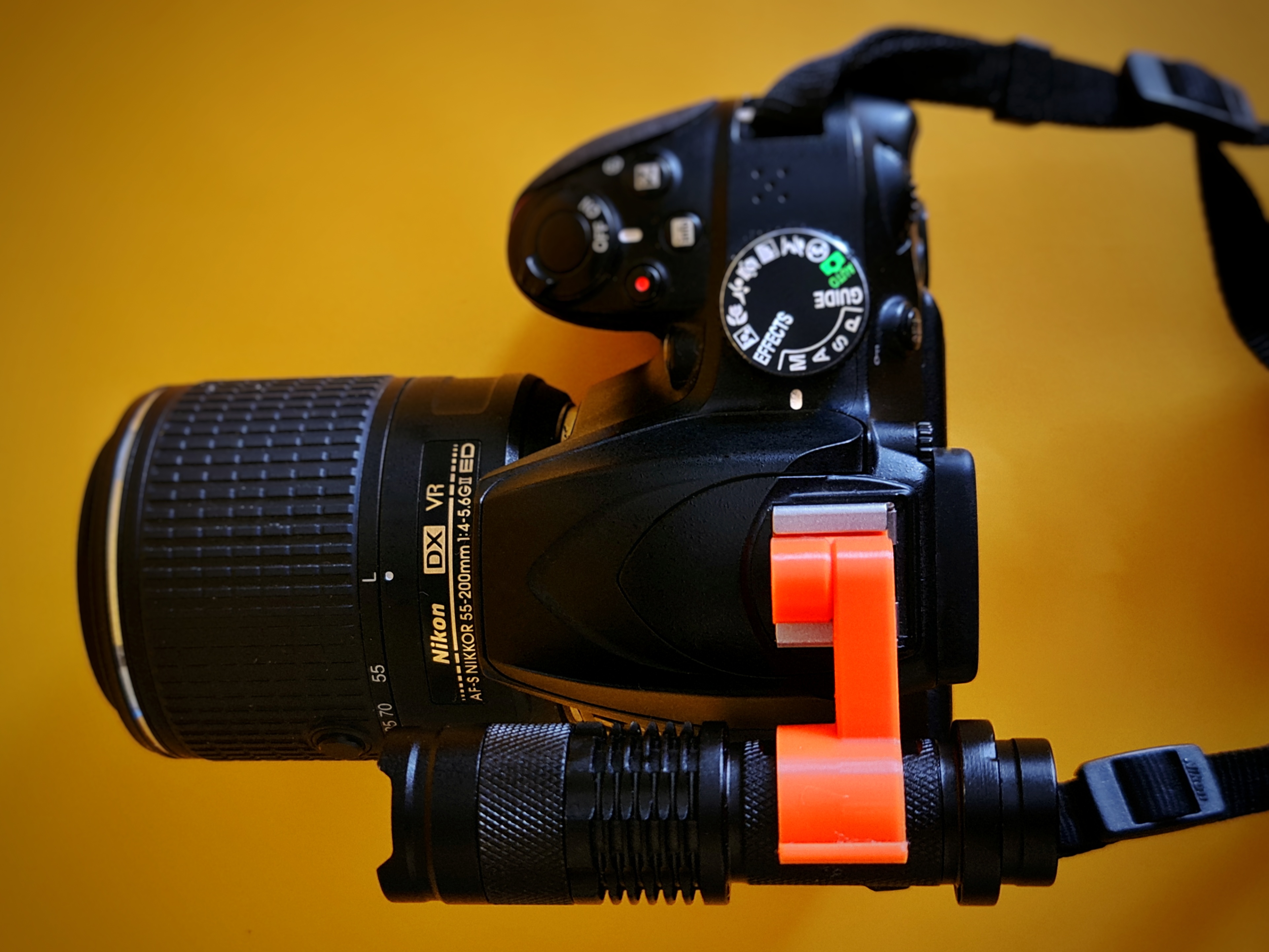 Miniatura 3 do modelo 3D FLASHLIGHT MOUNT  FOR REFLEX CAMERA