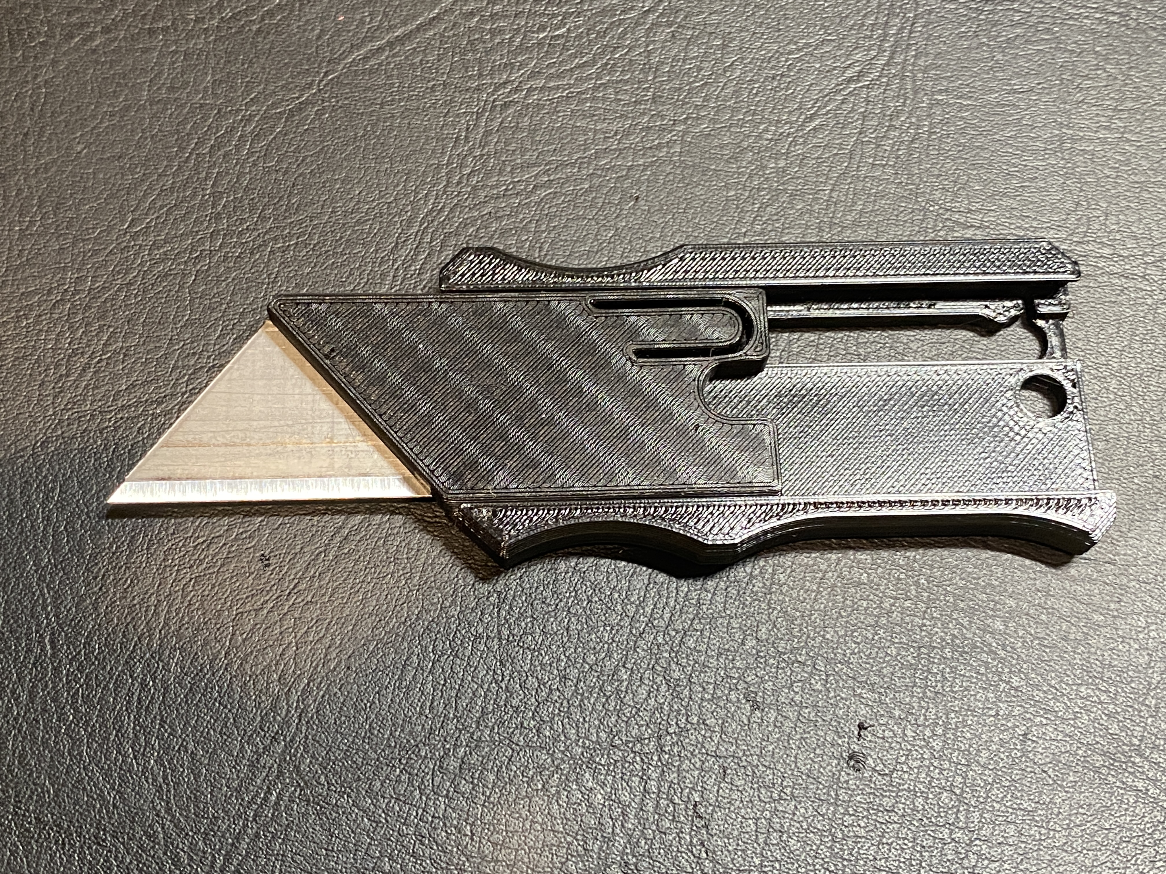 Talon Utility Knife No Logo 3D model thumbnail