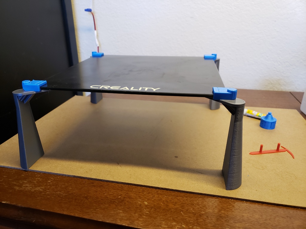 Laptop Stand Utilizing A Creality Borosilicate Glass Bed