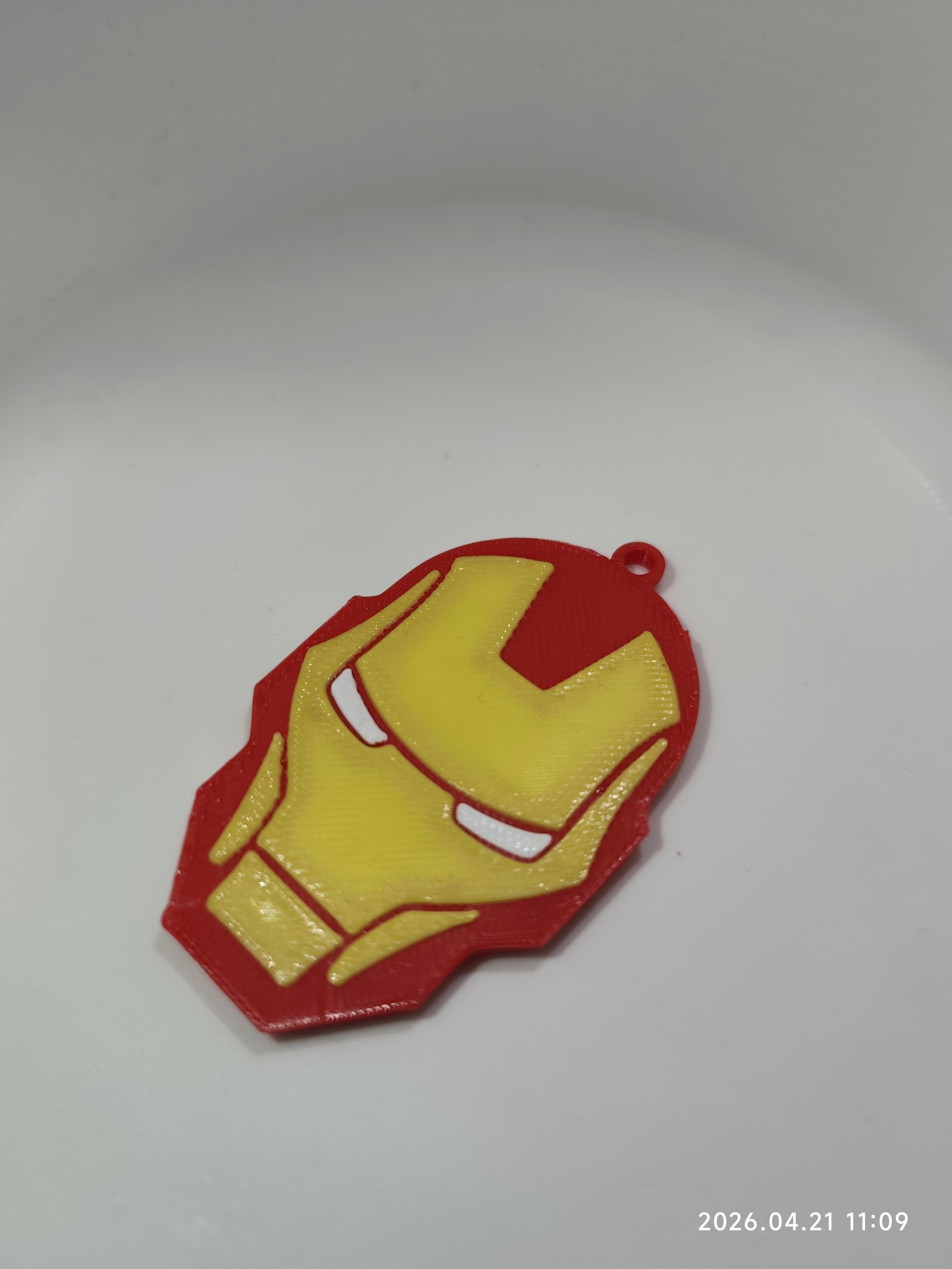 Iron man helmet keychain