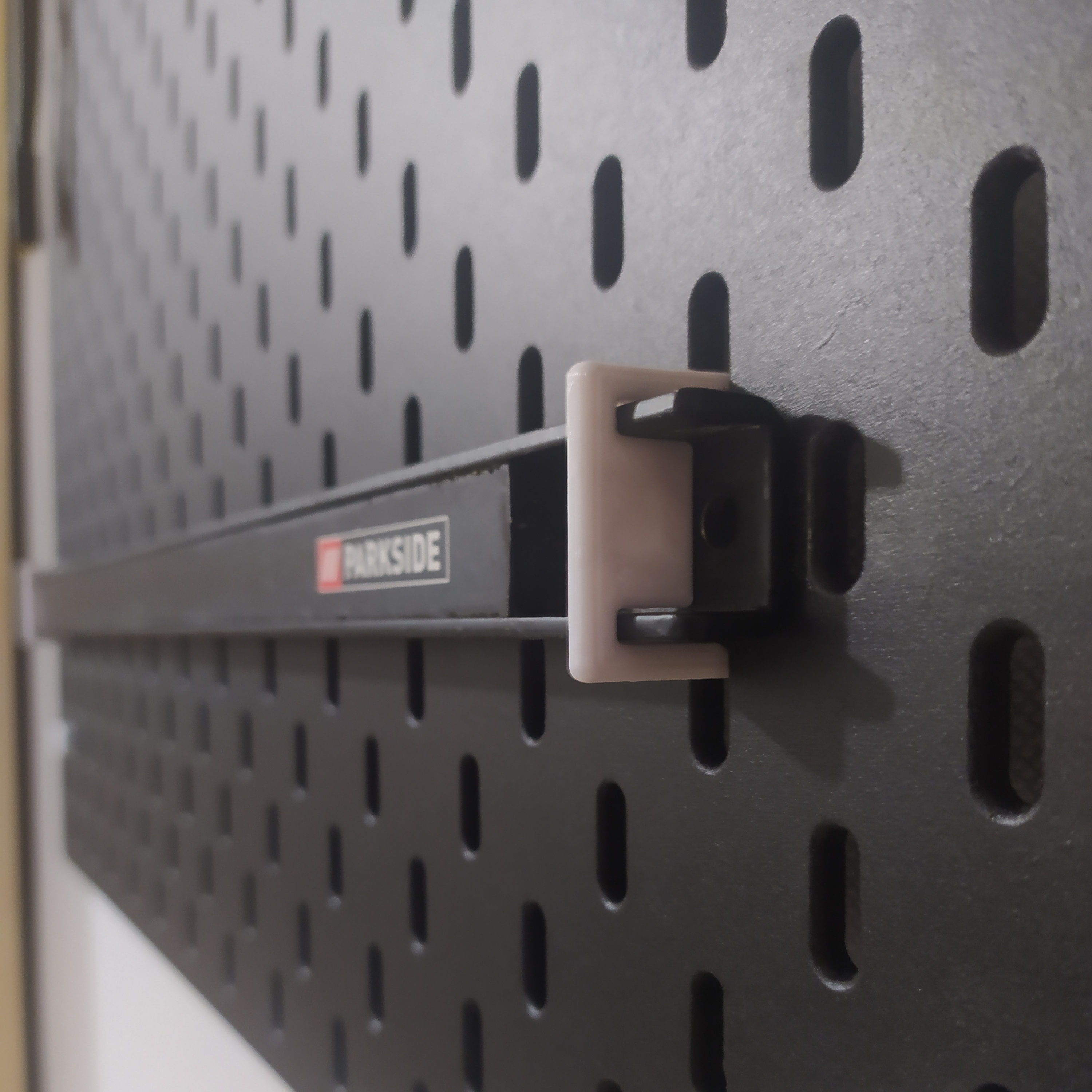 Skådis holder for Parkside magnet bar