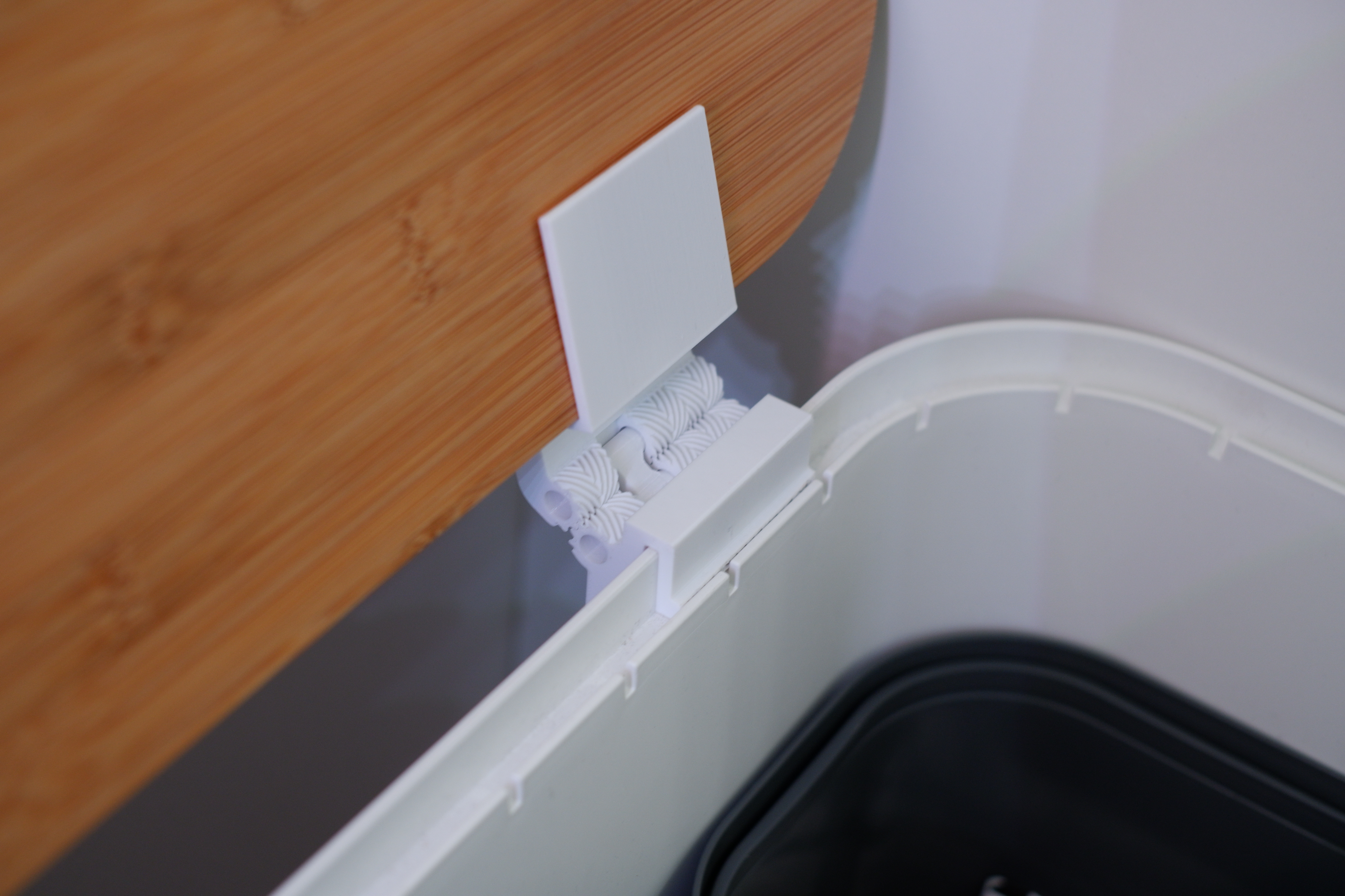 Recycling box hinge (for Orthex SmartStore™ Collect)