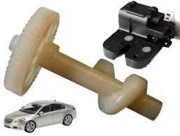 OPEL INSIGNIA REAR LOCK GEAR