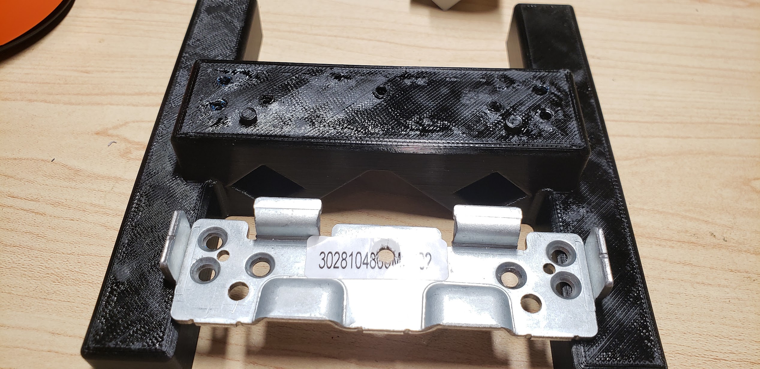 VESA Adapter for Lenovo L24Q monitor od autora Stáhněte si