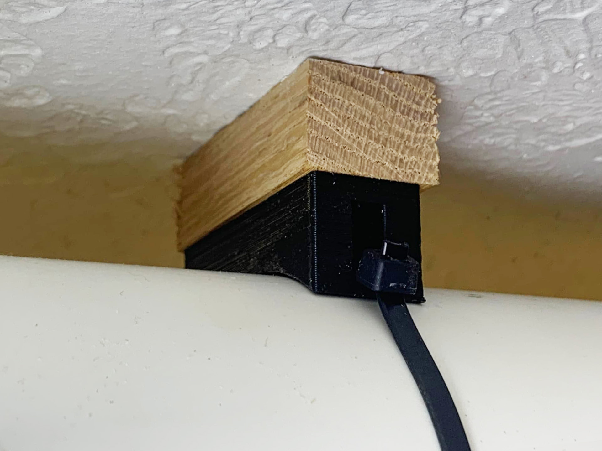 Zip Tie Ceiling/Wall Hanger for 4" PVC Pipe (v2.1) by Doug Joseph