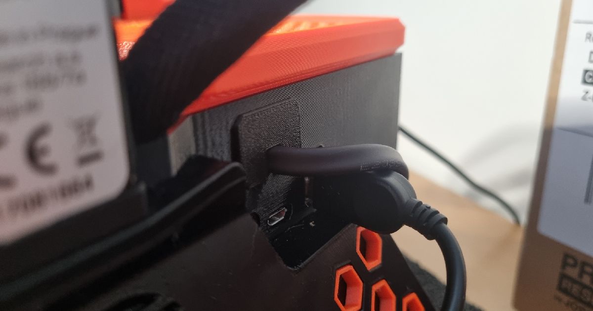 Mini+ Base Power Cord Hole Cover by Bazim Download free STL model