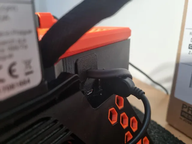 Mini+ Base Power Cord Hole Cover