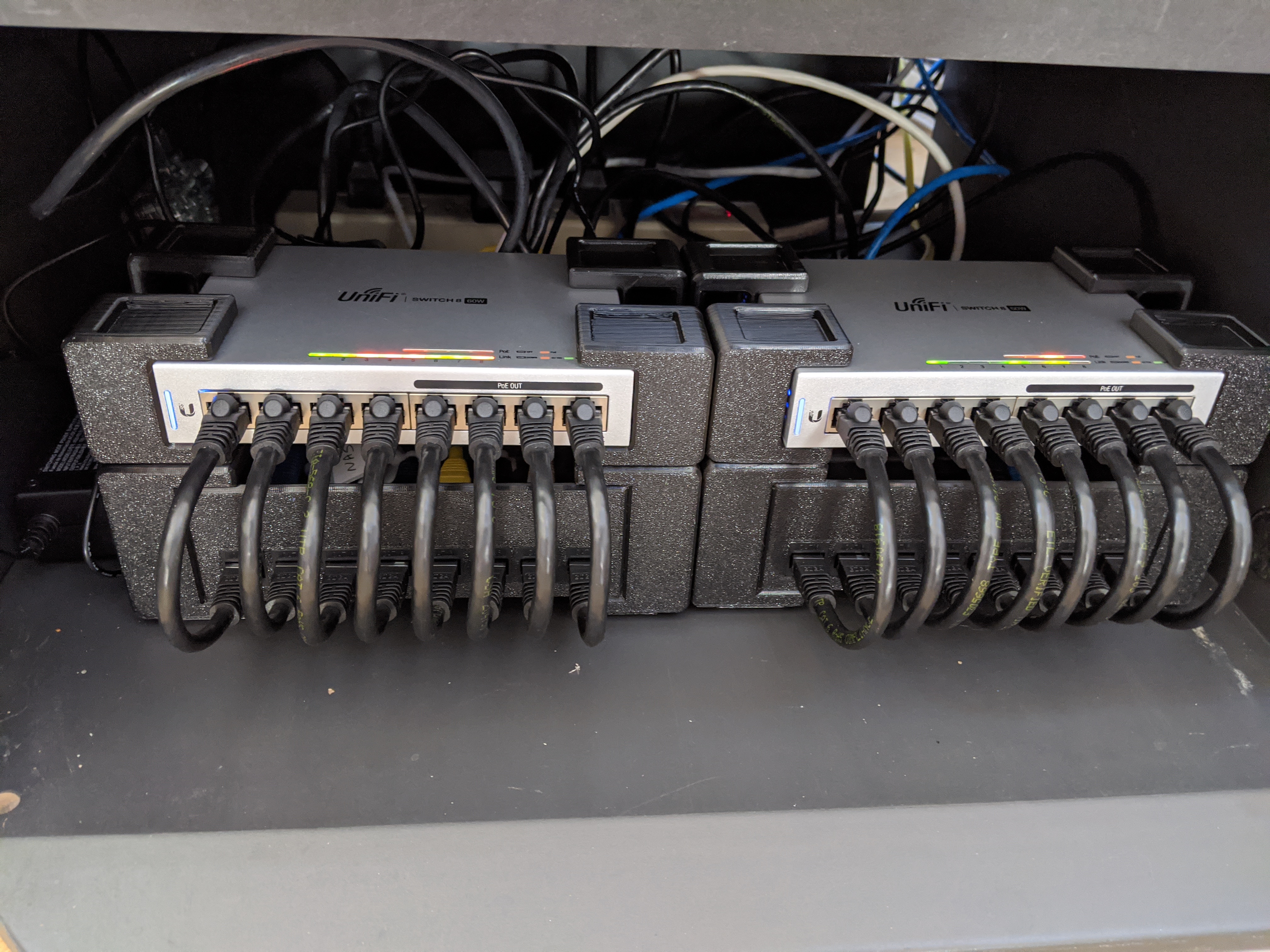 Unifi mini patch panel (8-60W switch)