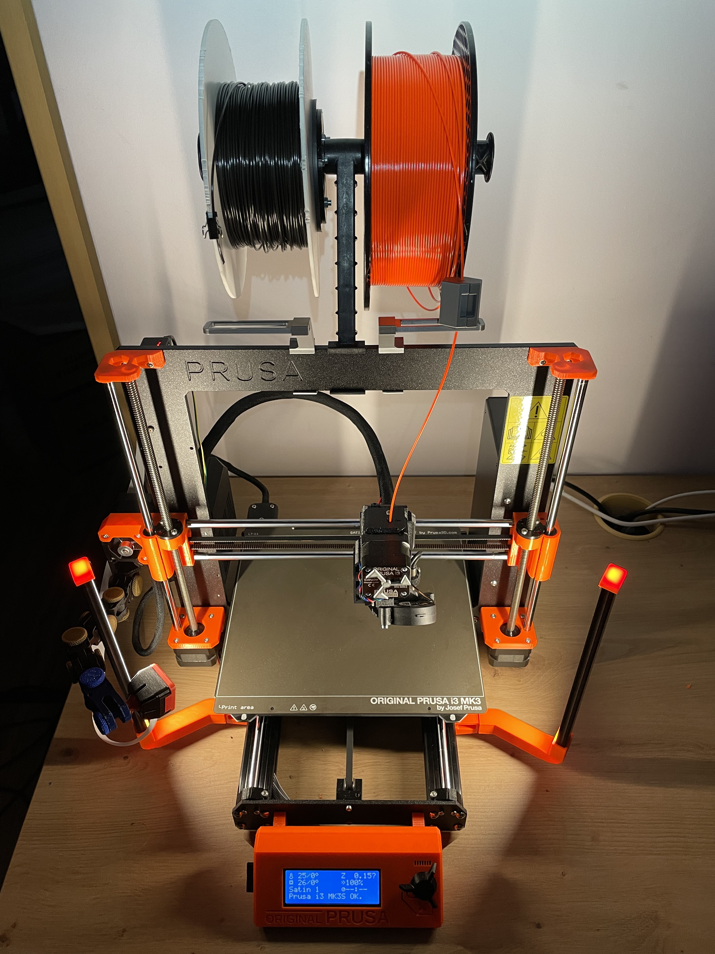 Vertical LED Light Bars using 16x9.28 aluminium profile for the Prusa i3 MK3S/MK3S+ [Fusion 360 source]