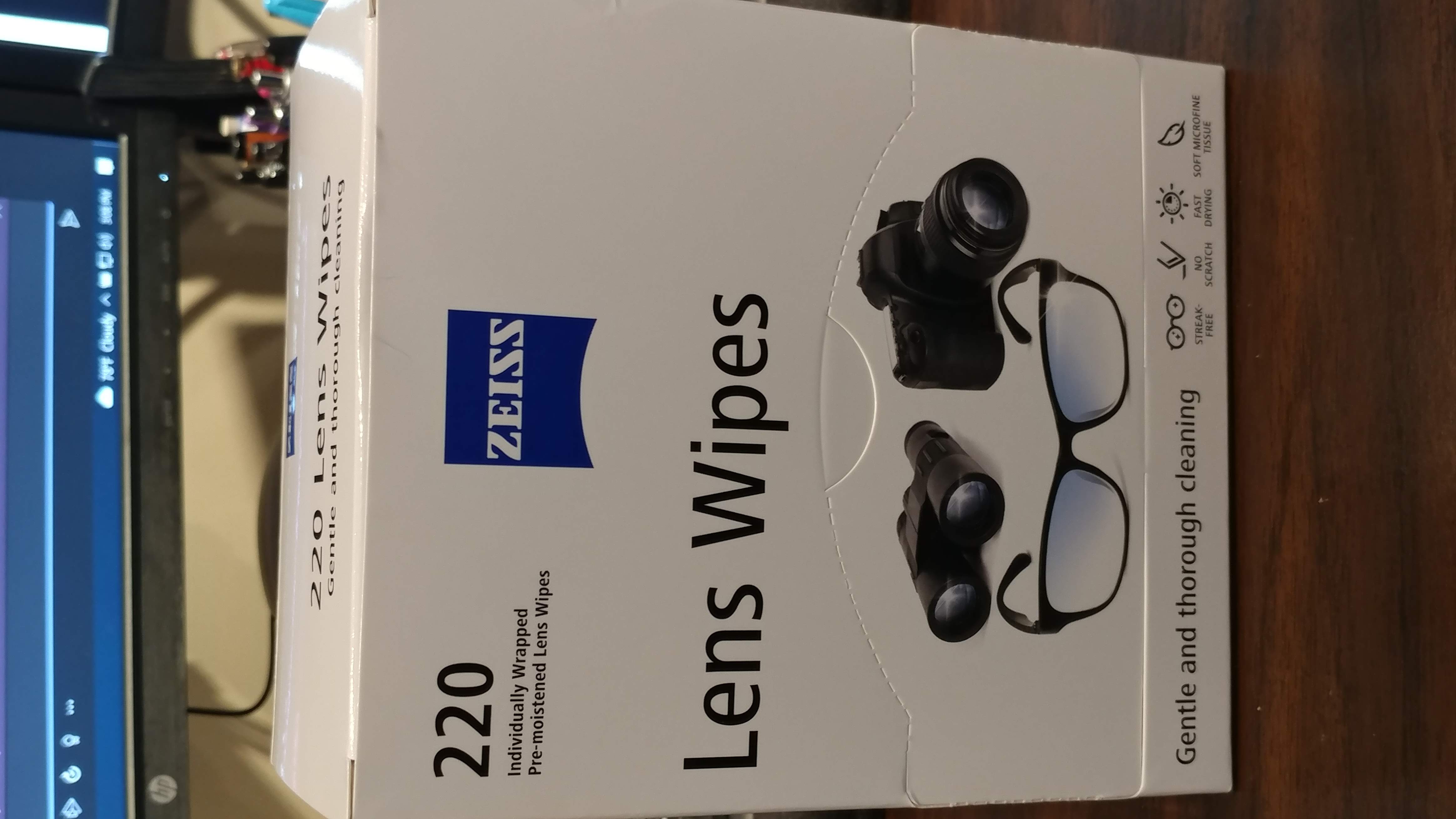 Zeiss Lens Wipes Holder by SimpleManWorkbench Download free STL model