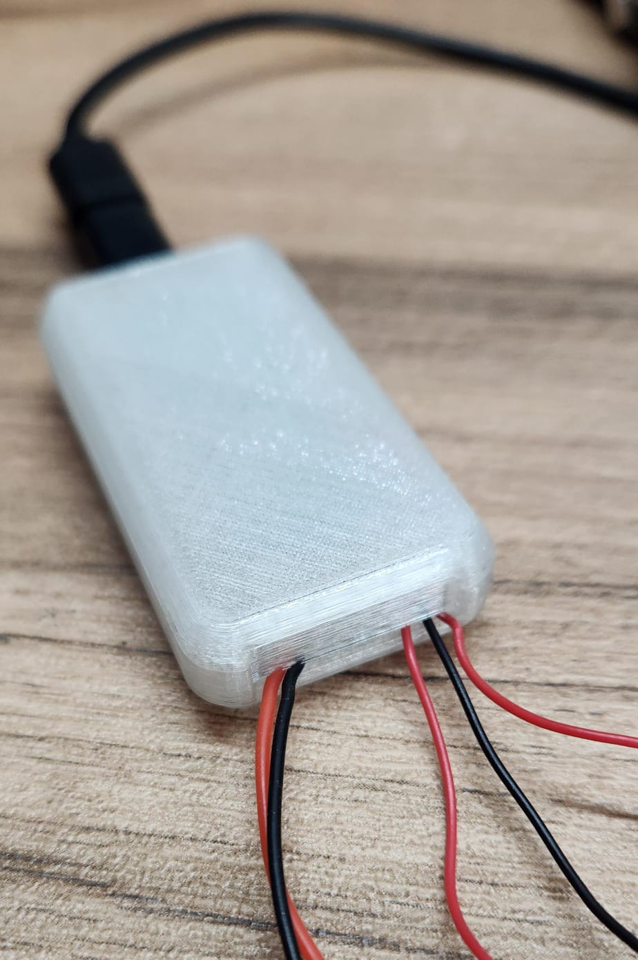 PicoPi Debug probe enclosure with wire exit