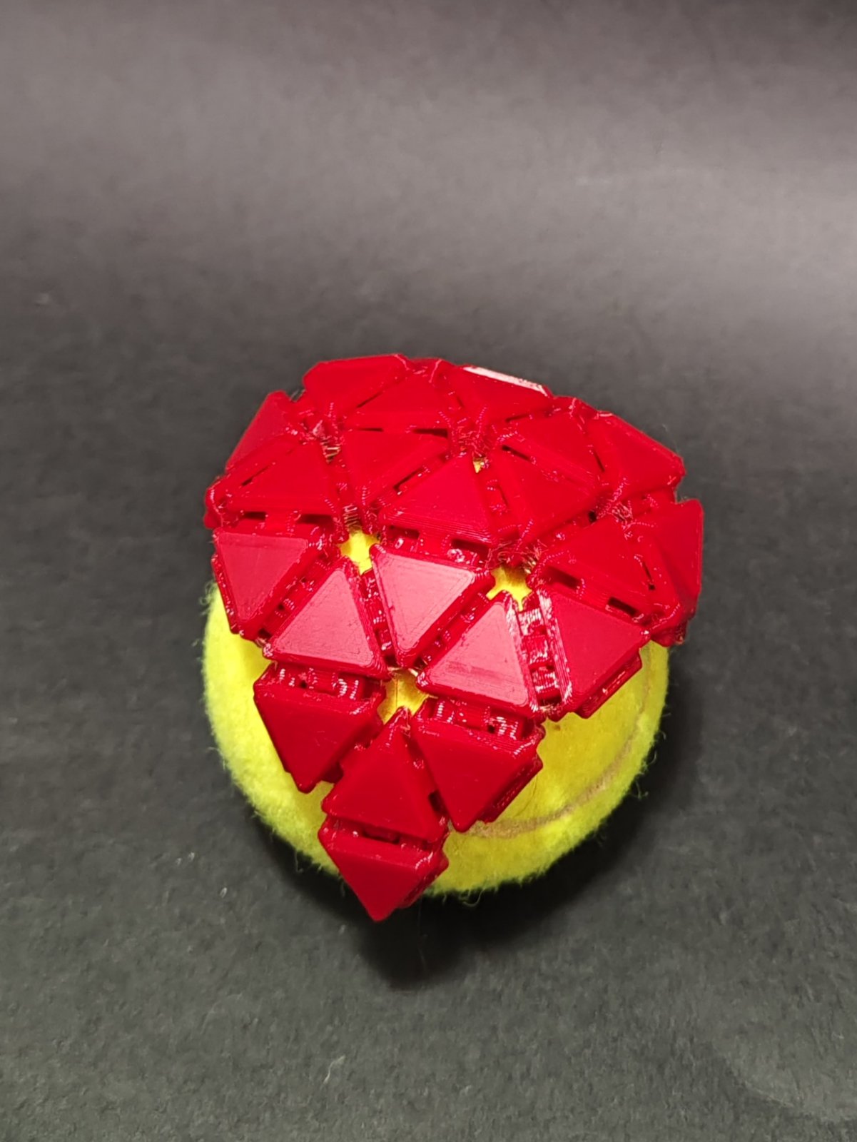 Triangular chainmail like fabric — miniatura 2