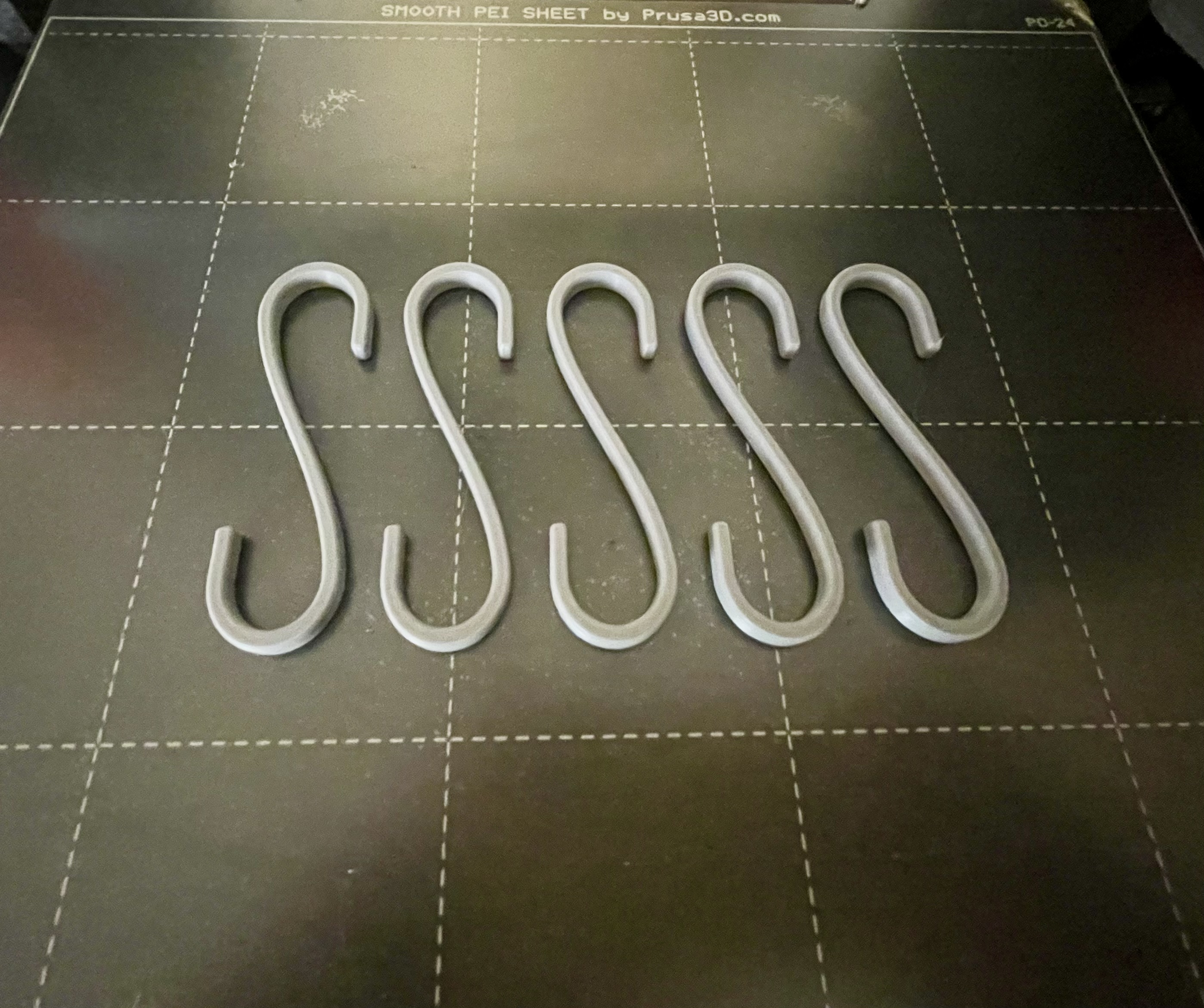 Miniatura 3 do modelo 3D Simple S Hook for Kitchen