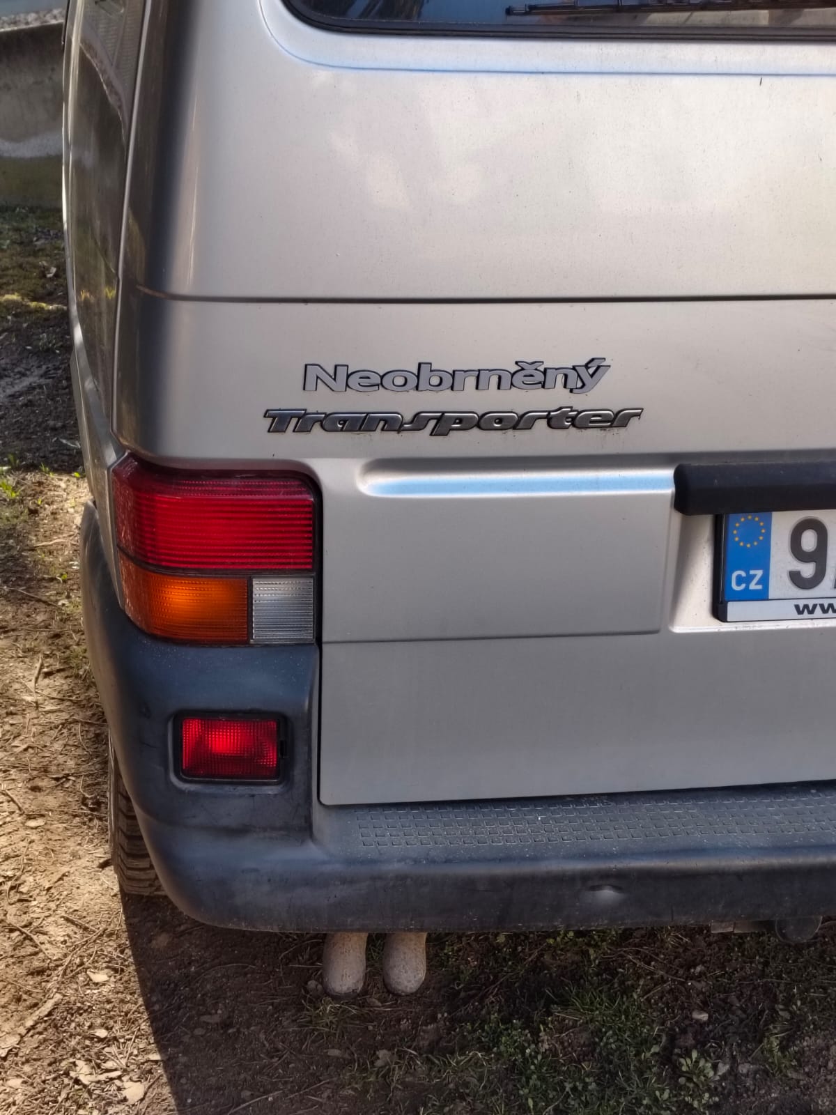 Neobrněný Transportér