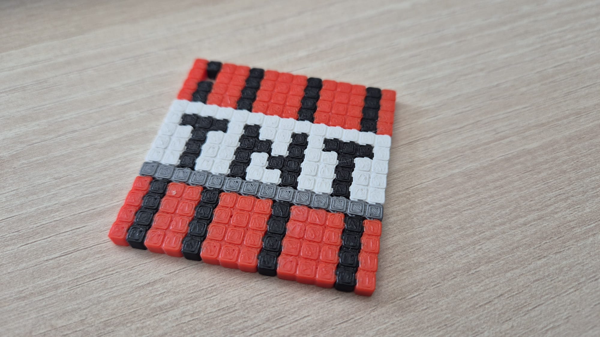 Minecraft klíčenka TNT / Minecraft TNT keychain MMU