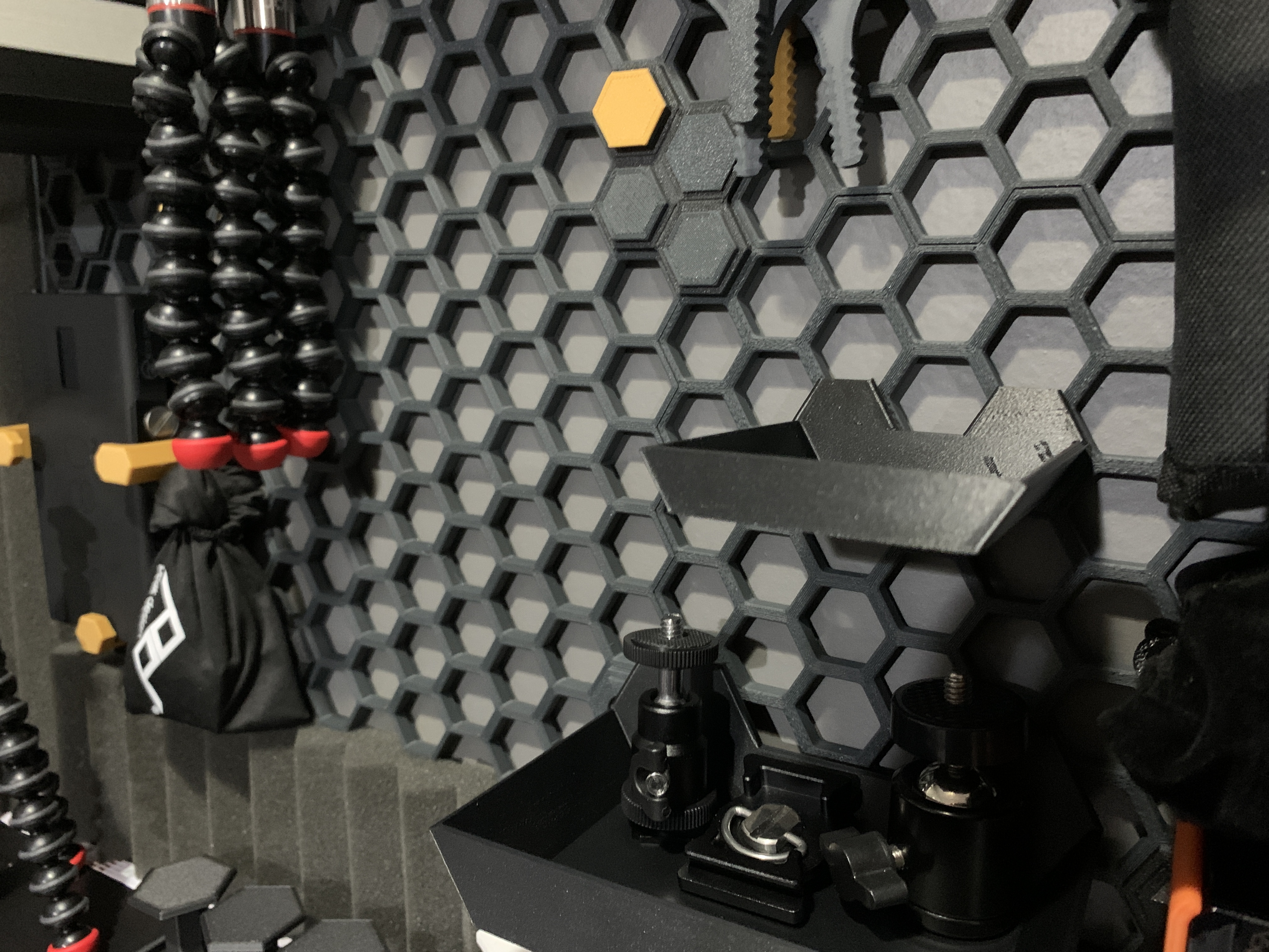 Smaller Bucket Shelf 3D model thumbnail