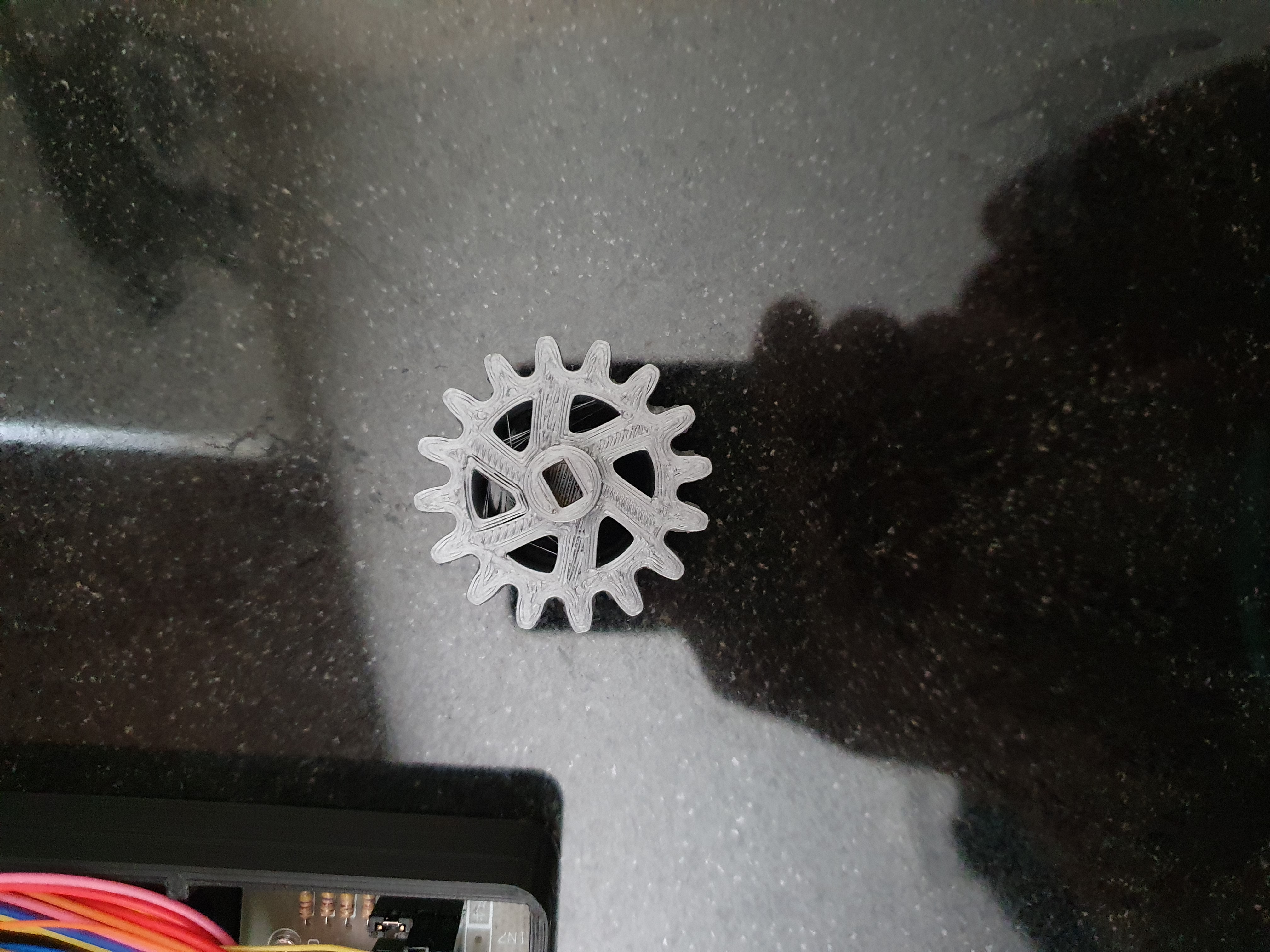 Miniatura 2 do modelo 3D Mechanical clock stepper motor extension