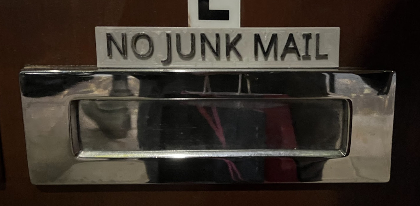 "No Junk Mail" sign