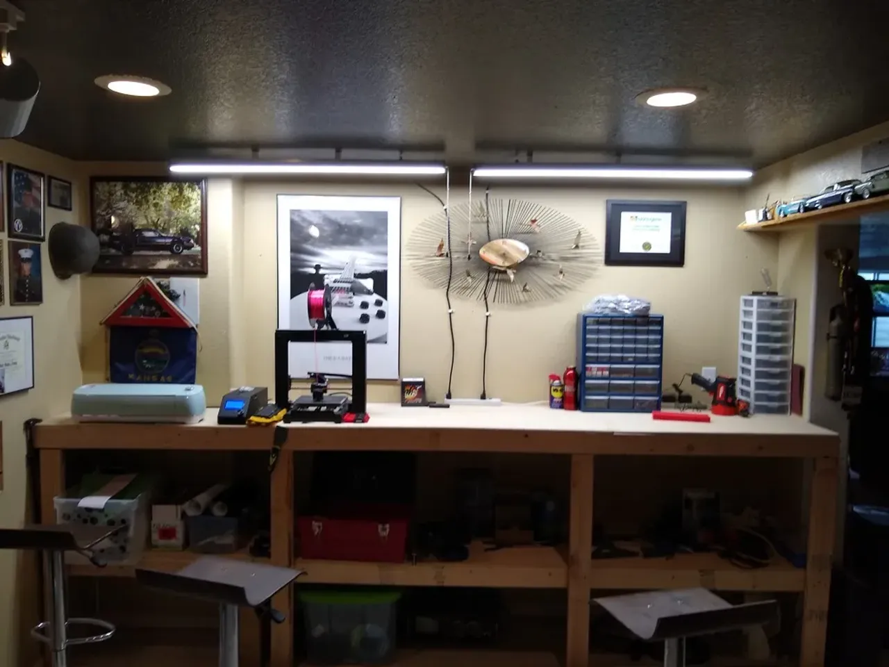 Harbor freight store led shop light