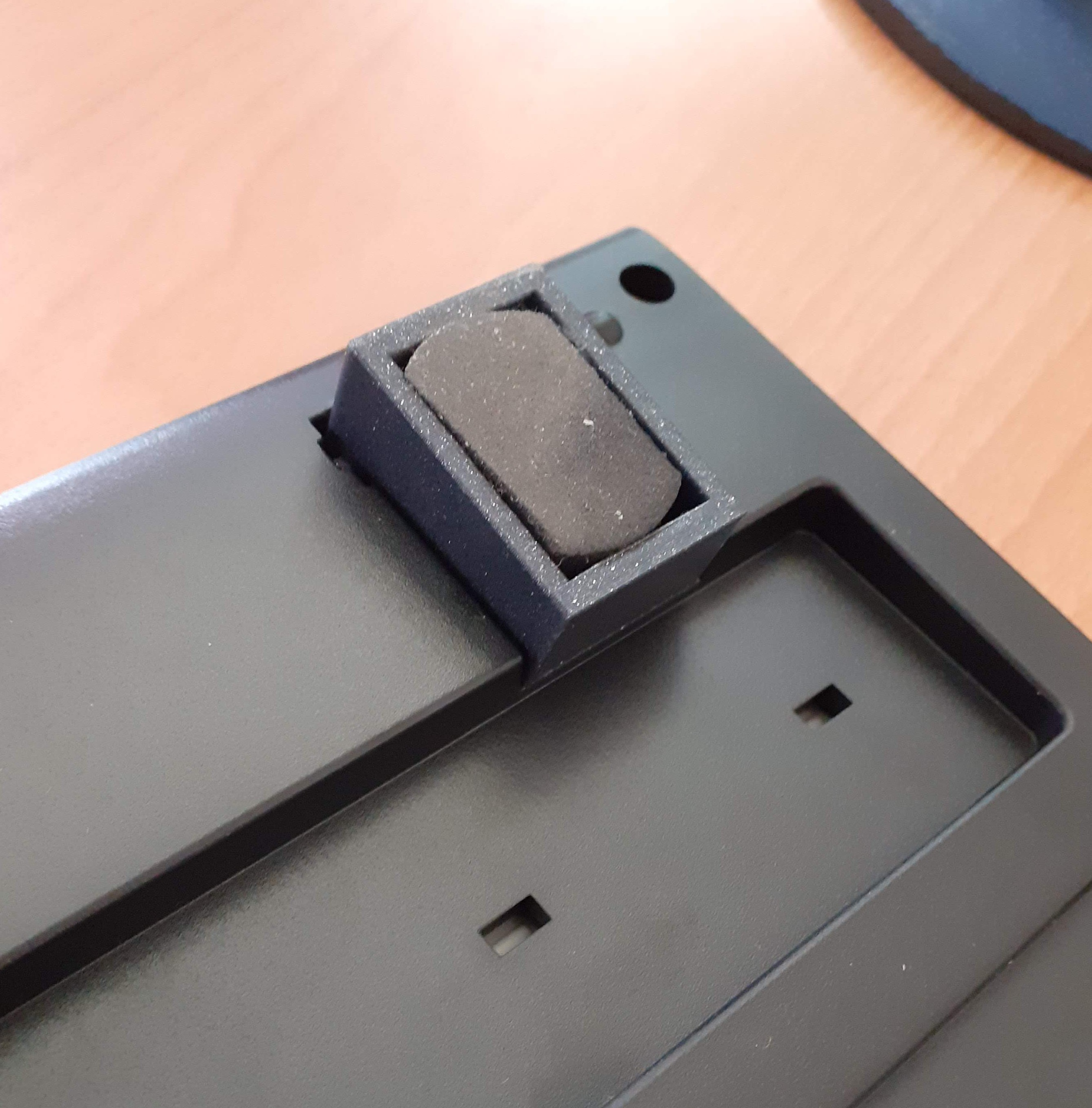 keyboard leg replacement by Petr81 Download free STL model