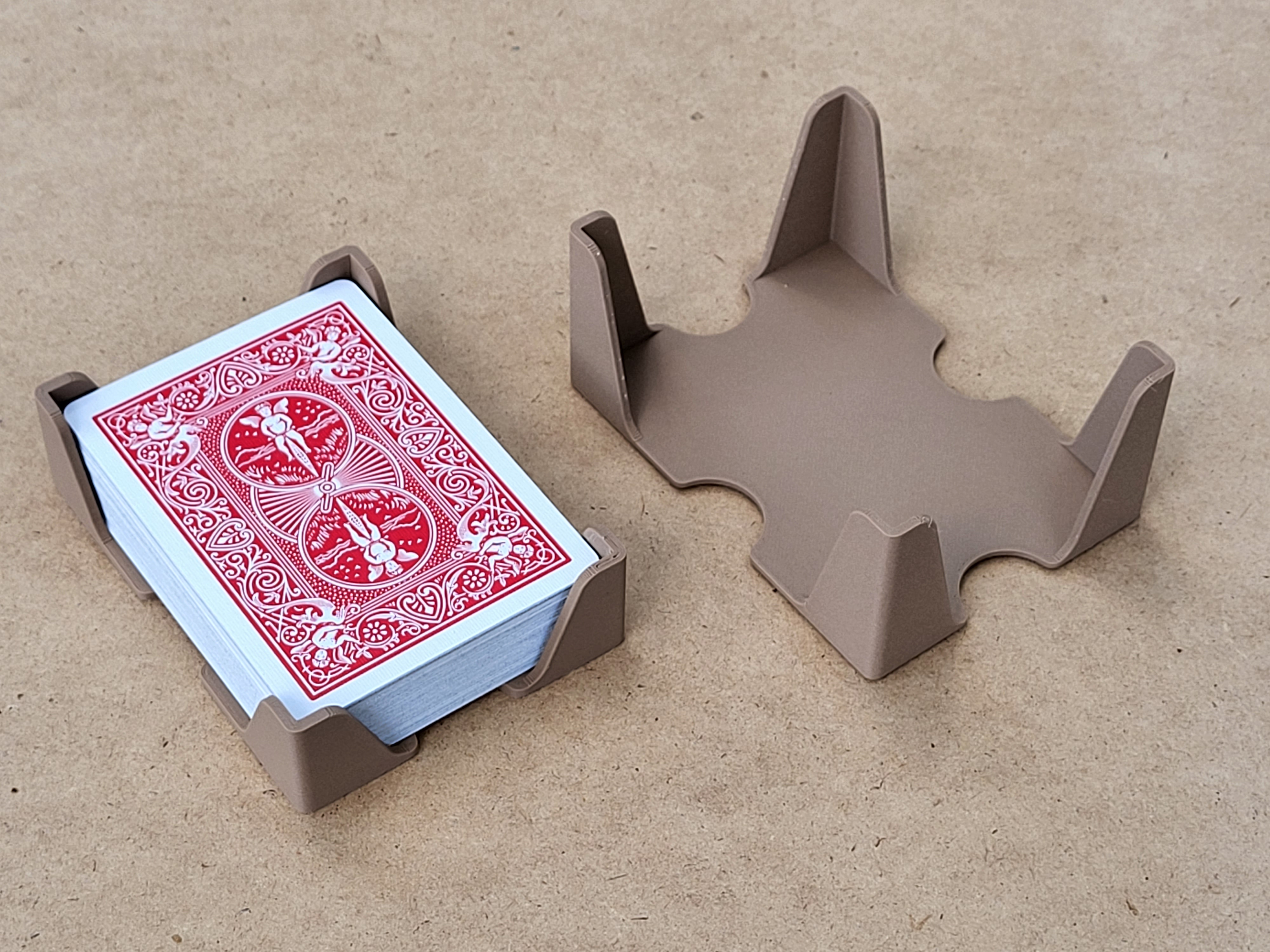 Playing Card Deck Holder by Beaver Download free STL model