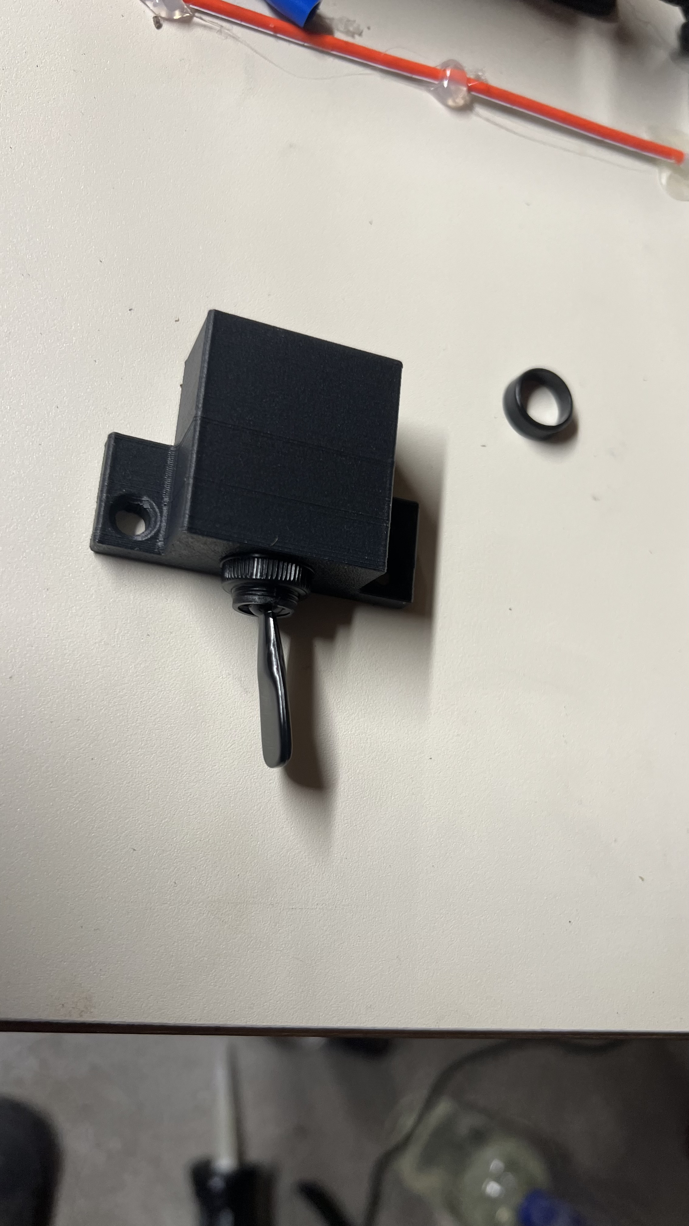 Toggel Switch box 13mm