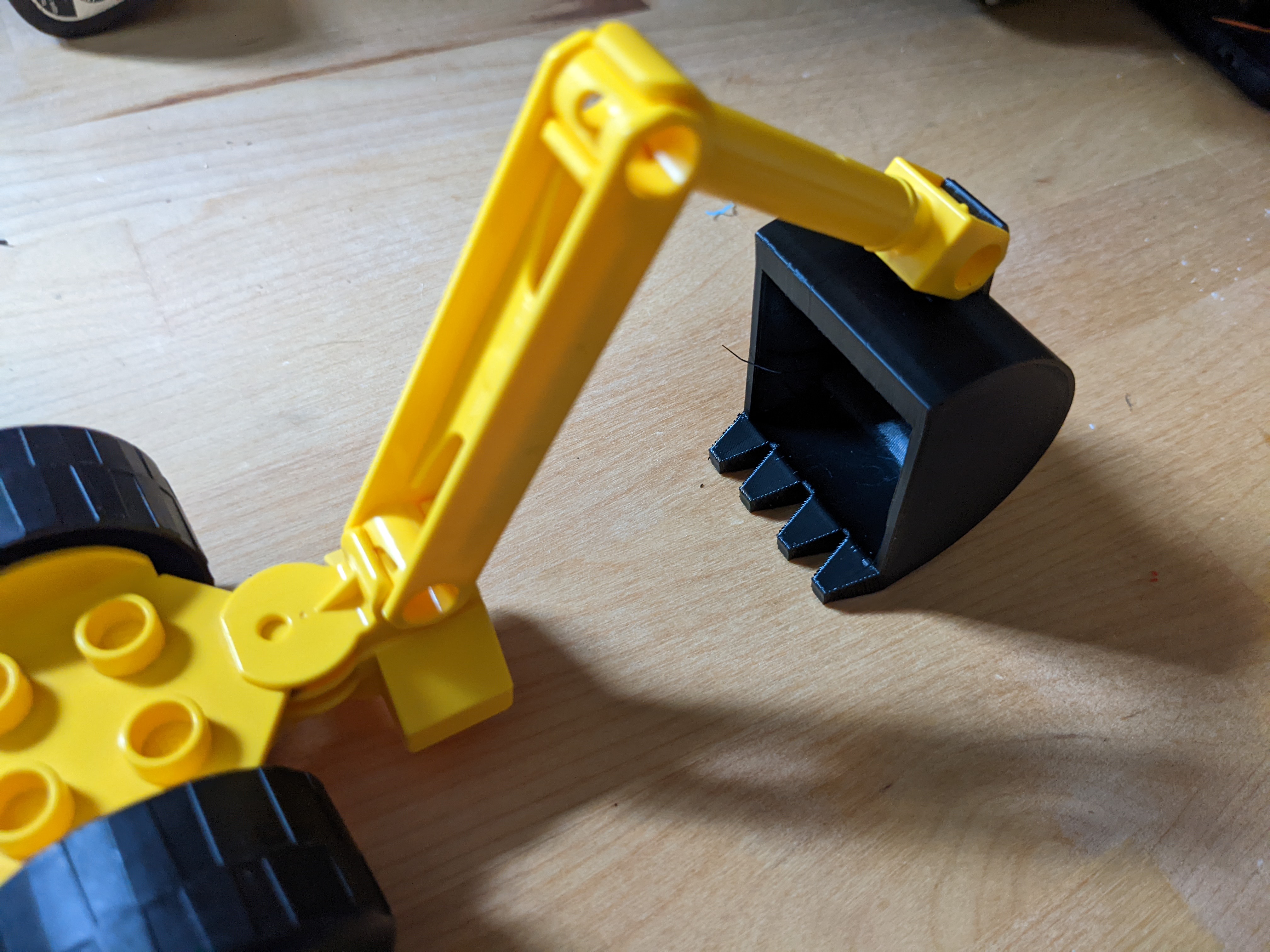 Duplo Backhoe Claw