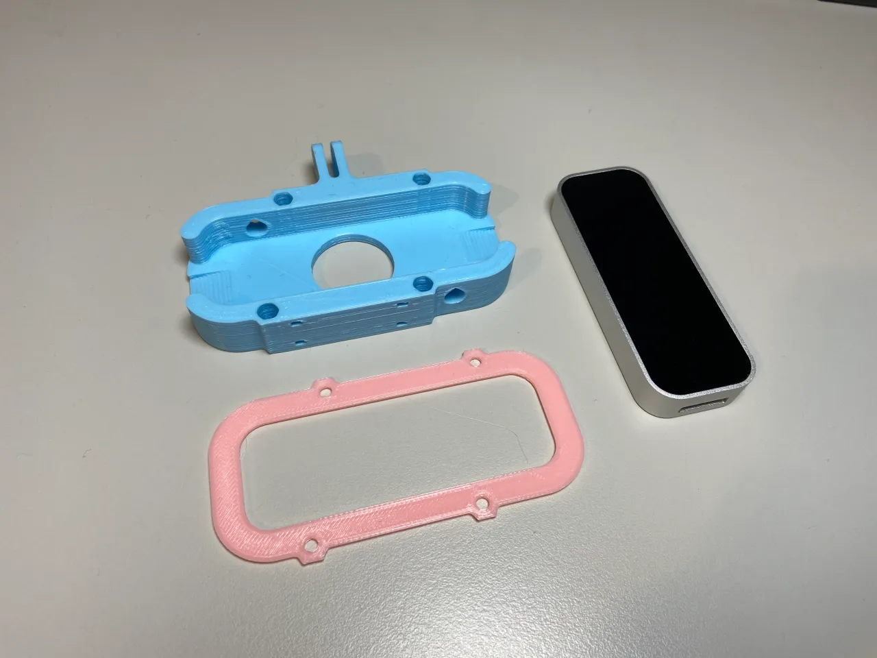 Leap Motion controller GoPro mount V1 by Rhylo Night | Download