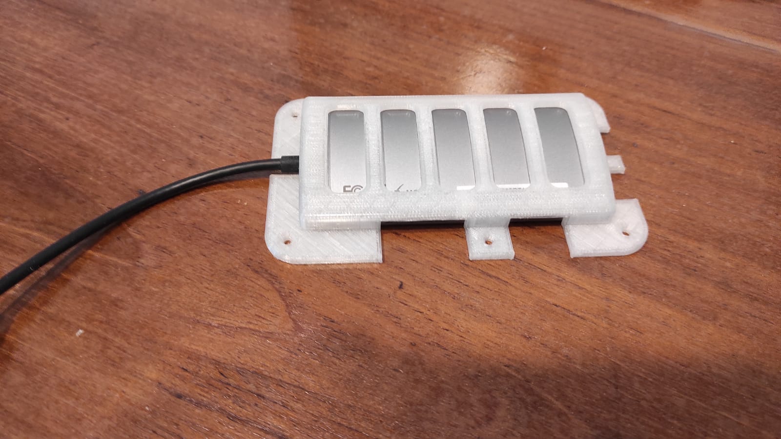 Satechi USB-C adapter holder