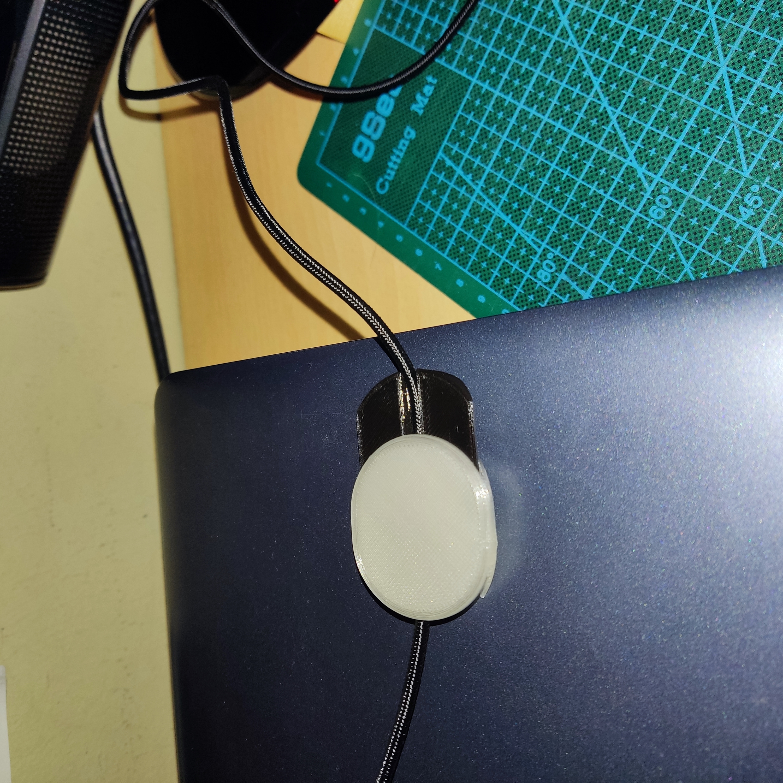 Miniatura 4 do modelo 3D Minimalist Mouse Bungee