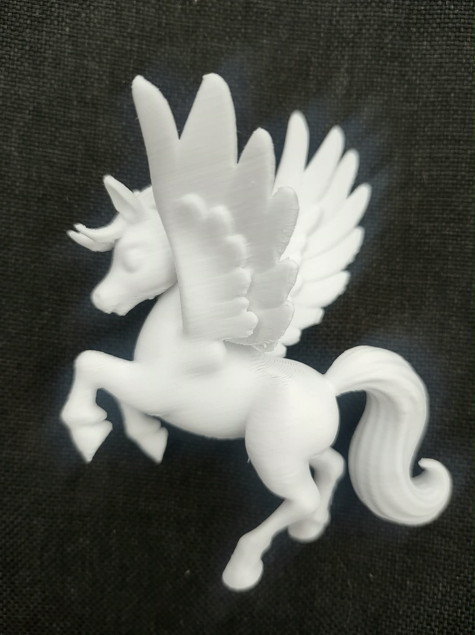 Alicorn - Winged Unicorn Magical Fantasy Cartoon Figurine — miniatura 4