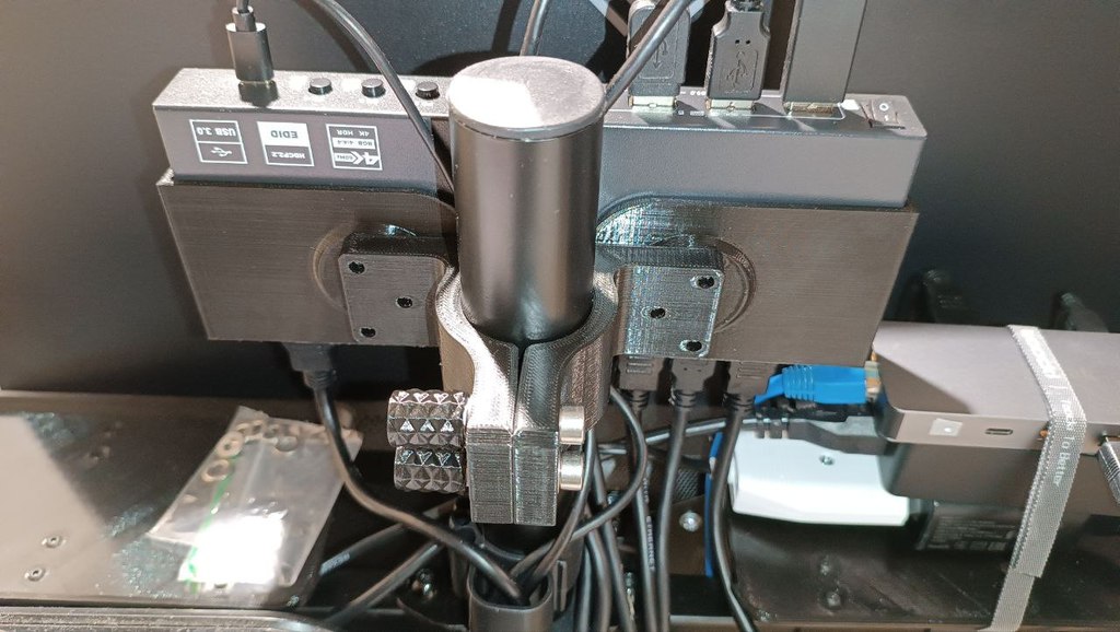 VESA mount for KCEVE KVM