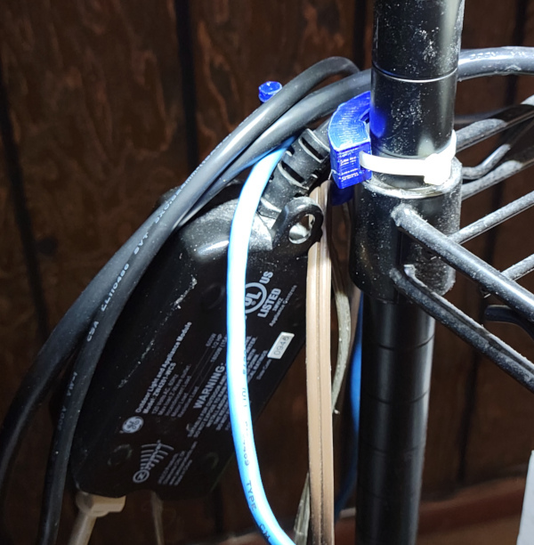 Miniatura 4 do modelo 3D Wire shelf hook