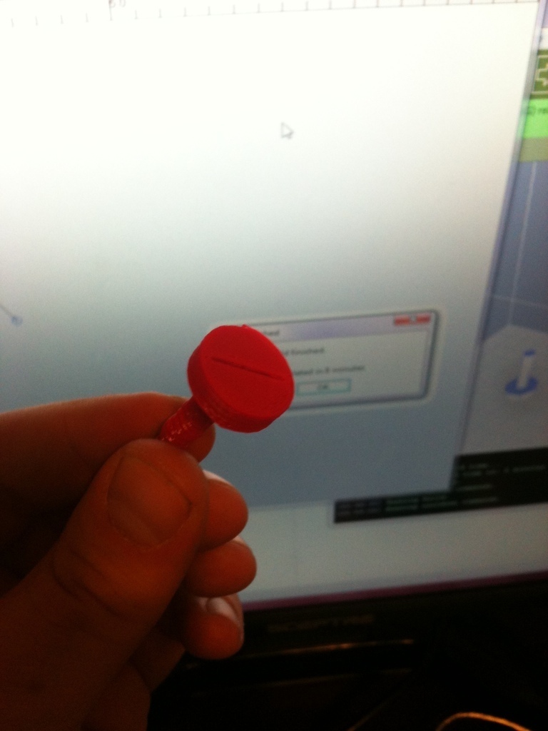 How to fix a chair in 20 min using a Makerbot — miniatura 3
