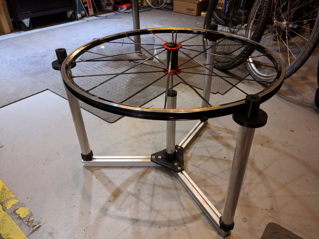 Wheel lacing jig