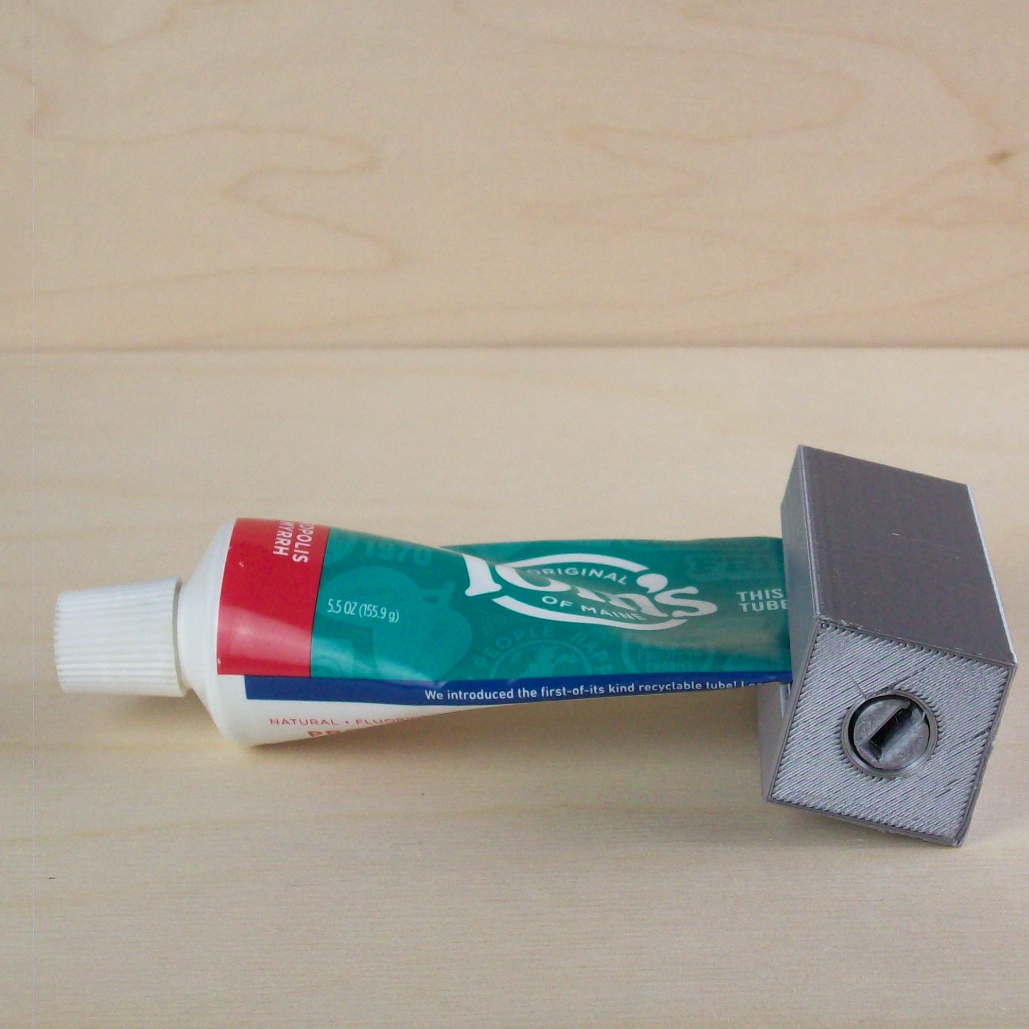 Toothpaste Square Tube Roller por cSandra Descargar modelo STL gratuito