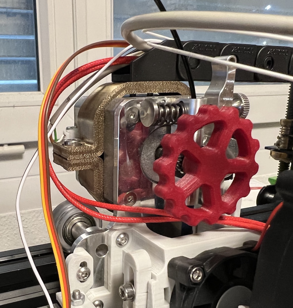 Ender3 Micro Swiss Direct Drive cable chain mount by davorin