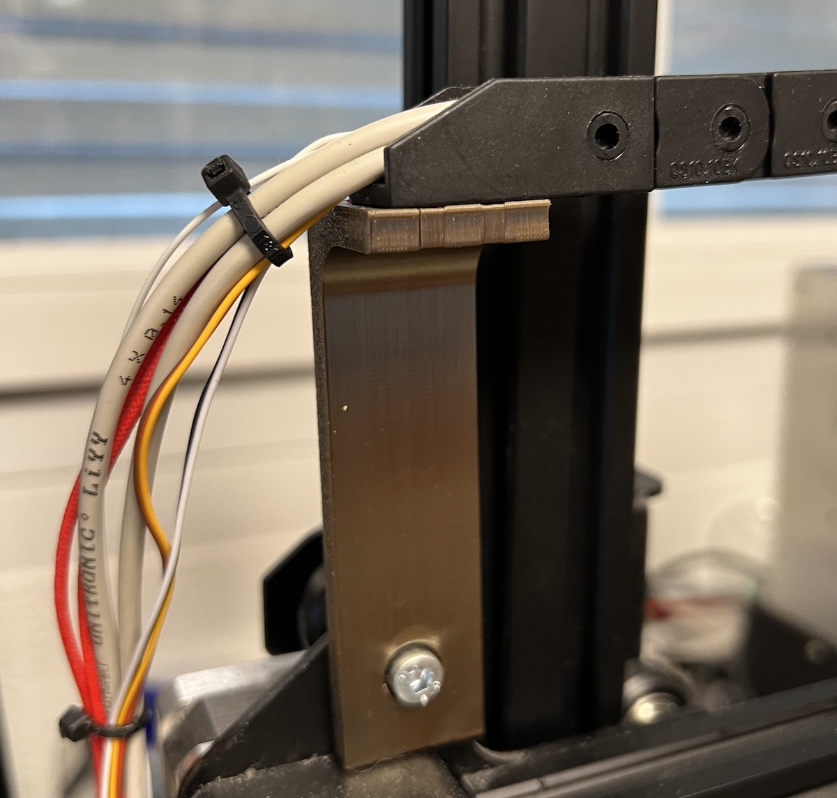 Ender3 Micro Swiss Direct Drive cable chain mount by davorin