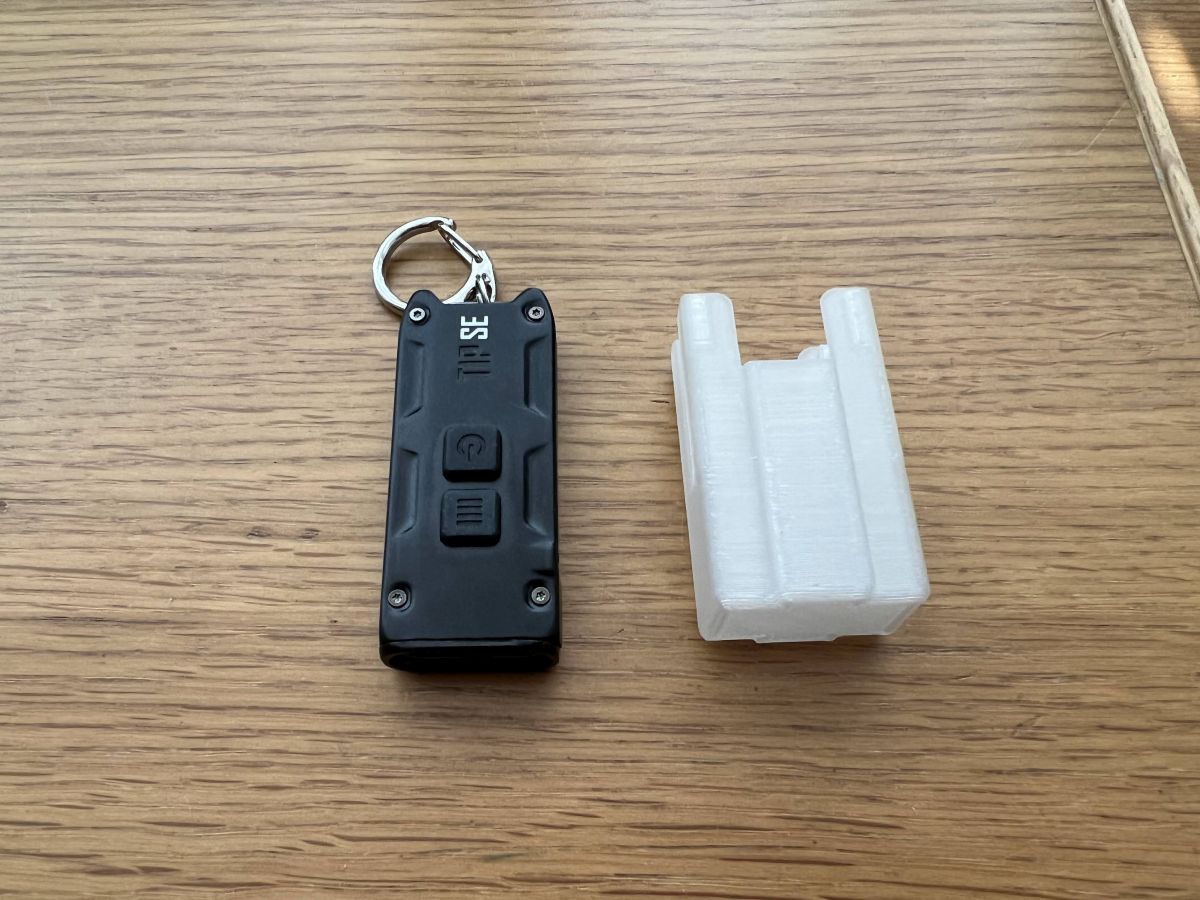 Miniatura 5 do modelo 3D Nitecore TIP SE diffuser and button protector.