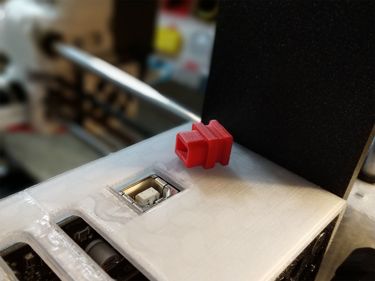 USB 2.0 Type-B Dust Cover