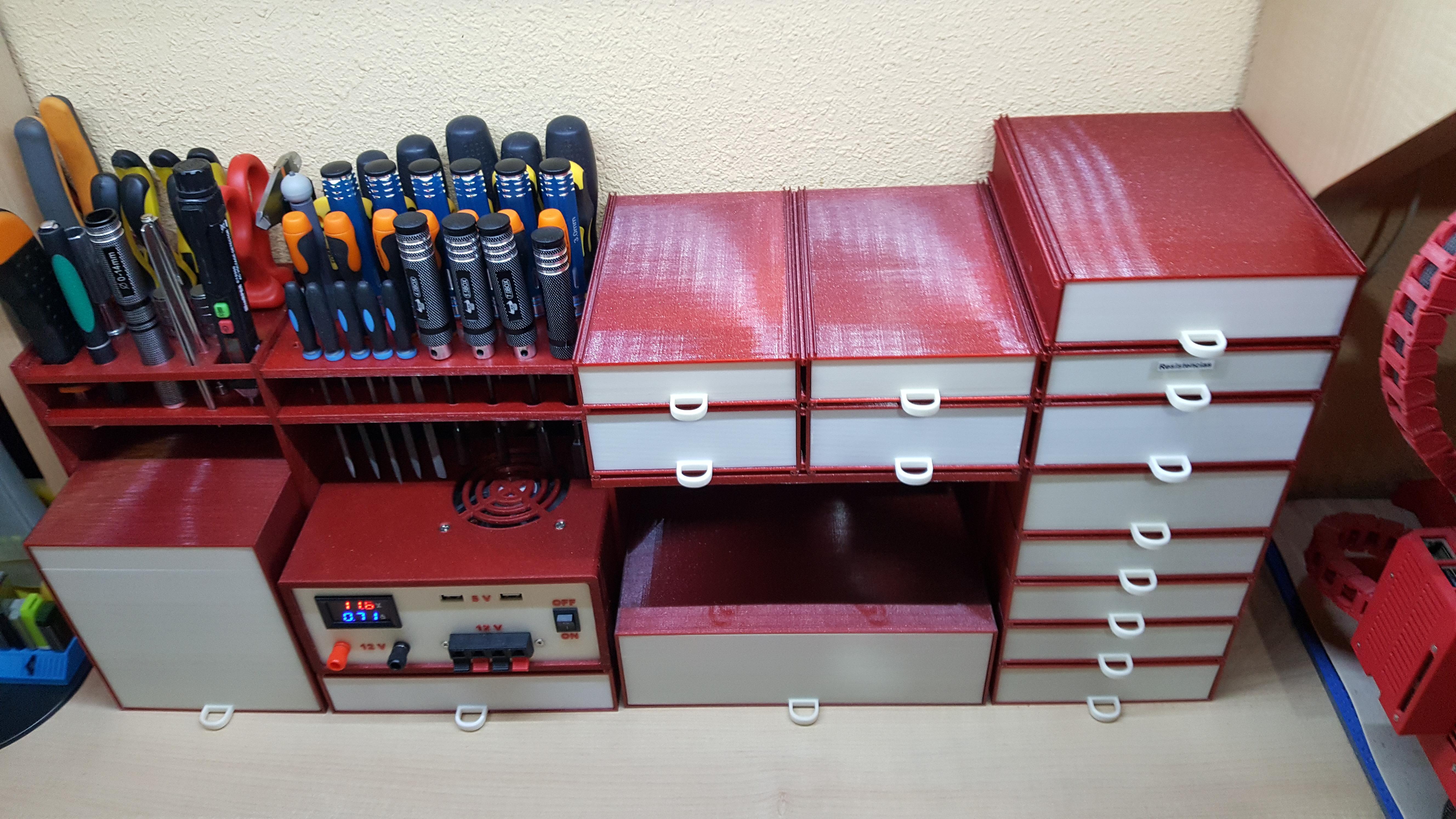 Miniatura 2 do modelo 3D Customizable stackable boxes
