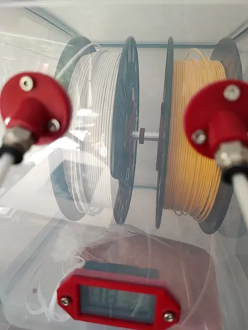 Spacer for rolls