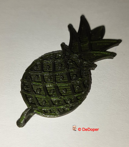 Miniatura 3 do modelo 3D Pineapple neck pendant upside down