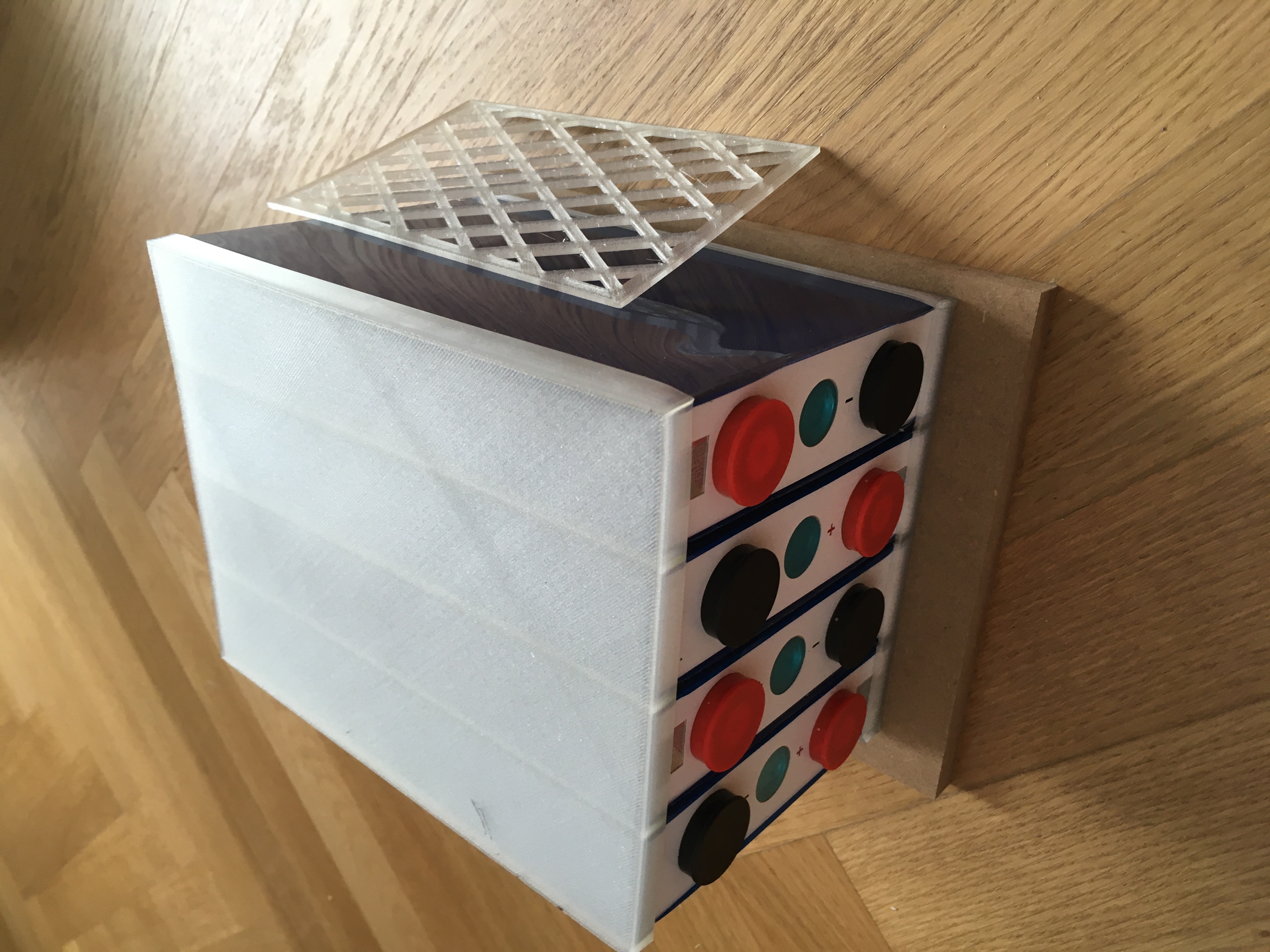 90Ah LiFePo Cell Pack for Camper Vans replacing a Standard 75Ah Acidblock.