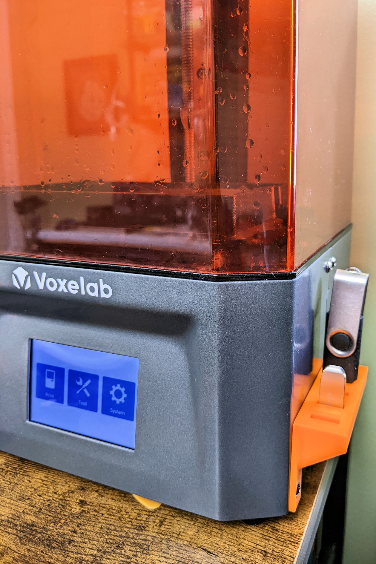 USB Stick holder for Voxelab Proxima