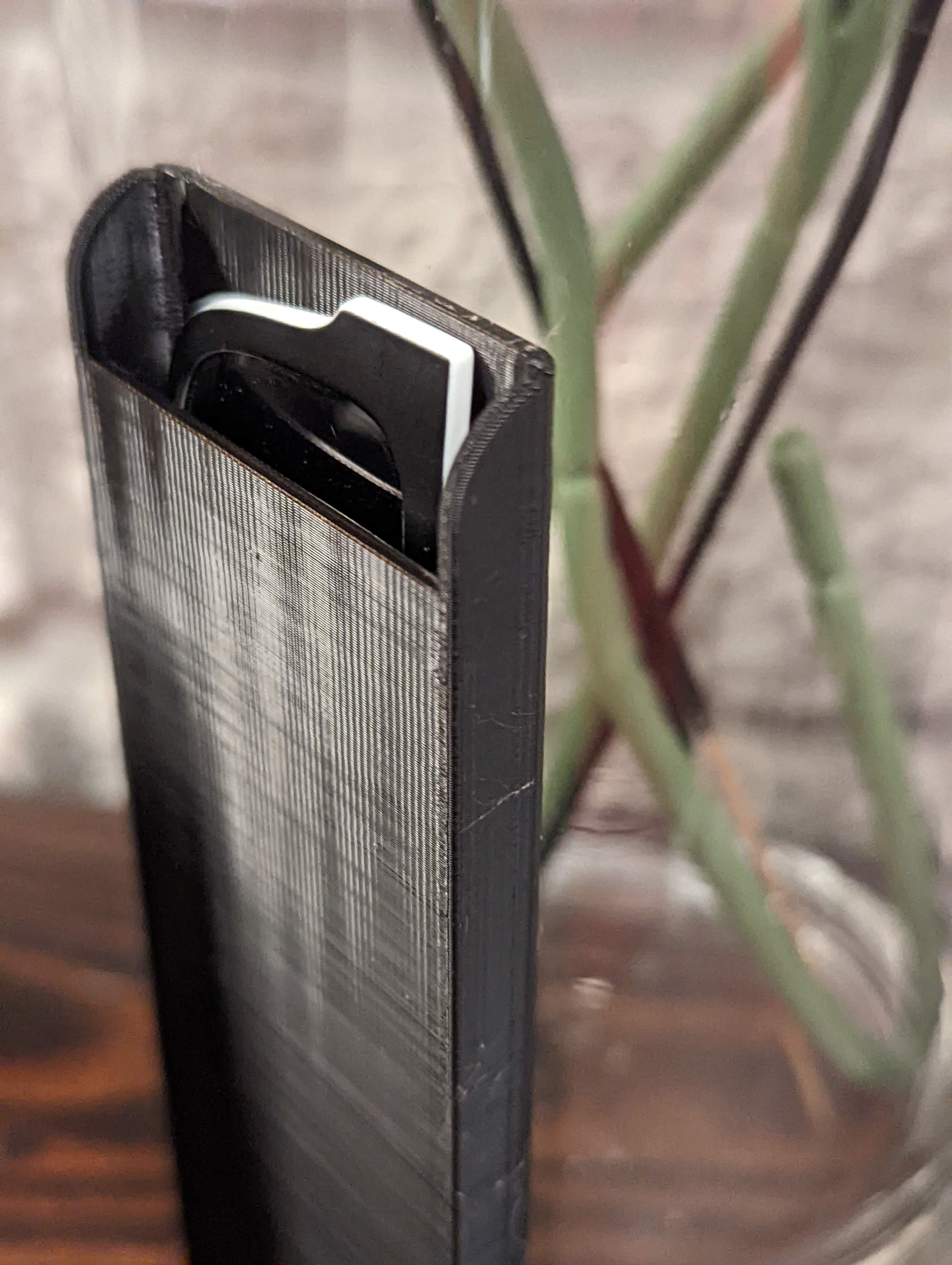 Slim Clip On Sunglasses Case by darkamikaze Download free STL model