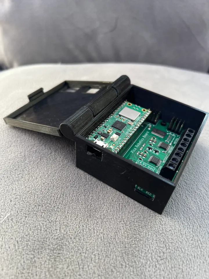 Raspberry Pi Pico - The Pi Box